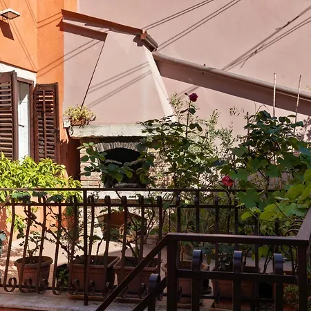 Apartment Below The Stars Rovinj Exterior photo